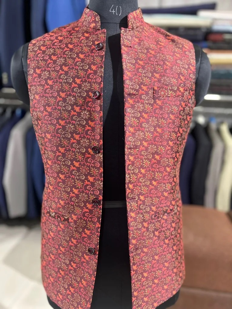 T & J - Readymade Garments Shop in Mussoorie