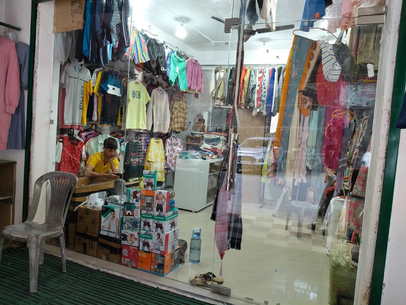 Milkhi Ram & Sons - Readymade Garments Shop in Mussoorie