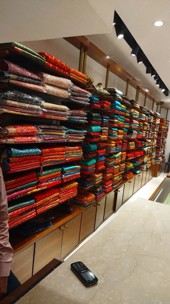 Meena Bazaar - Clothes Shop in Haldwani
