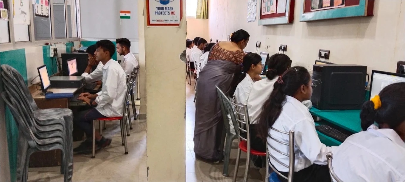 Apical Computer Education - Computer Center in Rishikesh