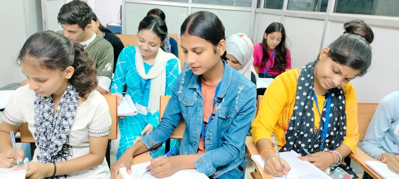 Future Point - Computer Center in Haldwani