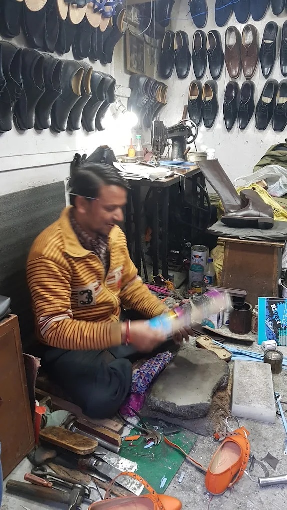 Sonu Shoe Maker - Footwear Shop in Mussoorie