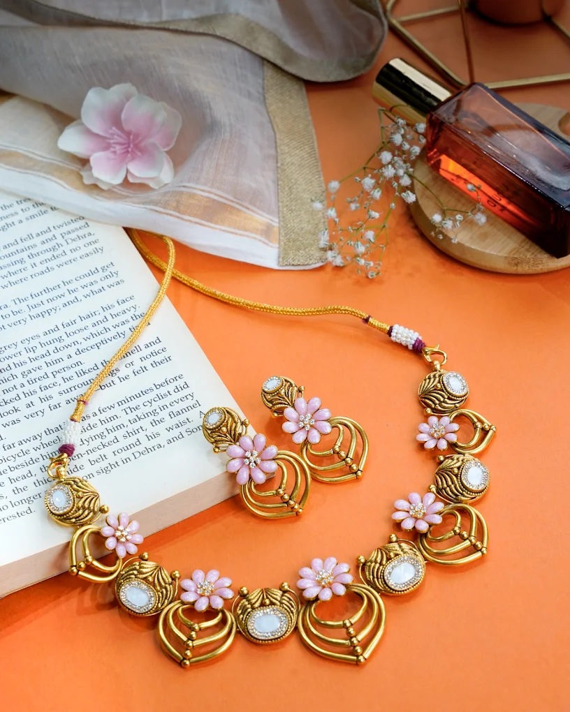 Kapoor Jewellers - Gold Jewellery Showroom in Dehradun